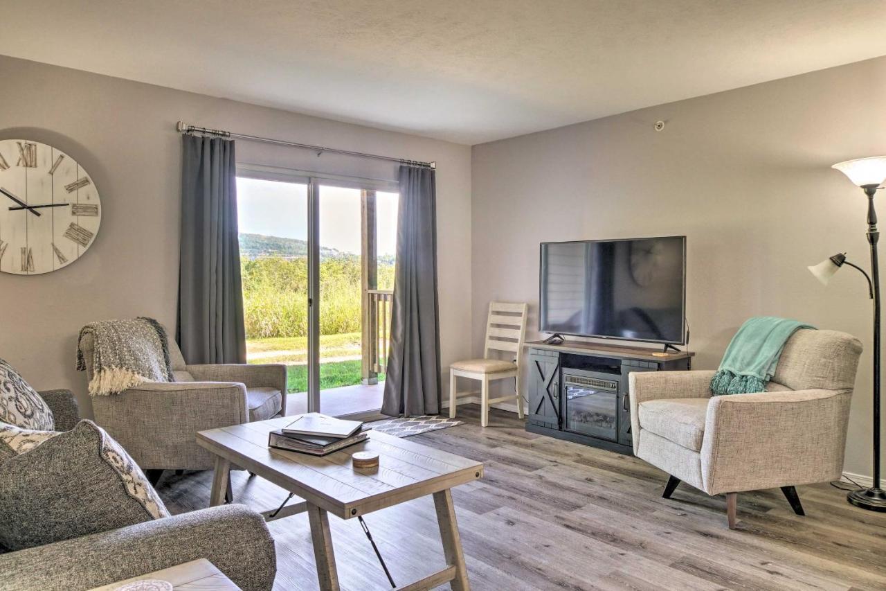 Cozy Condo With Pool Access, 5 Mi To Table Rock Lake Branson Ngoại thất bức ảnh