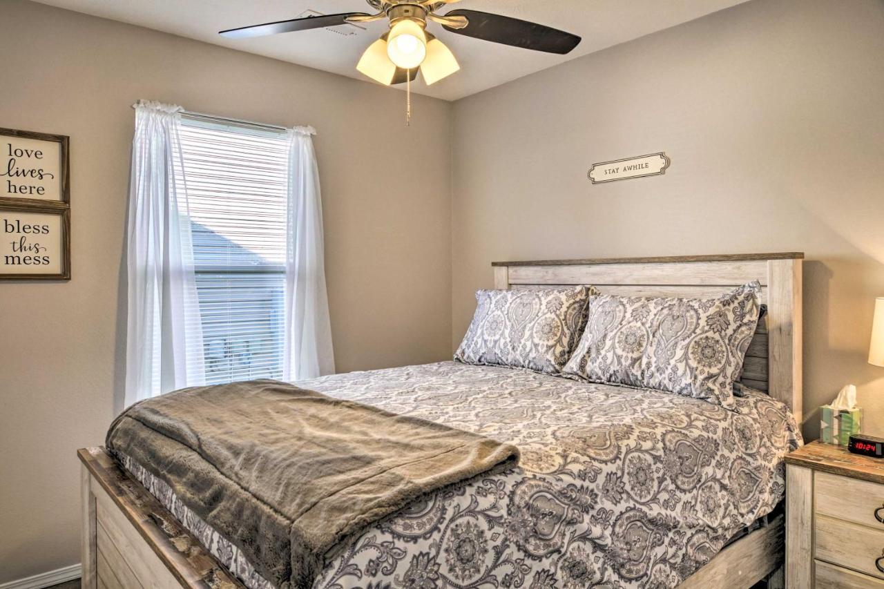 Cozy Condo With Pool Access, 5 Mi To Table Rock Lake Branson Ngoại thất bức ảnh