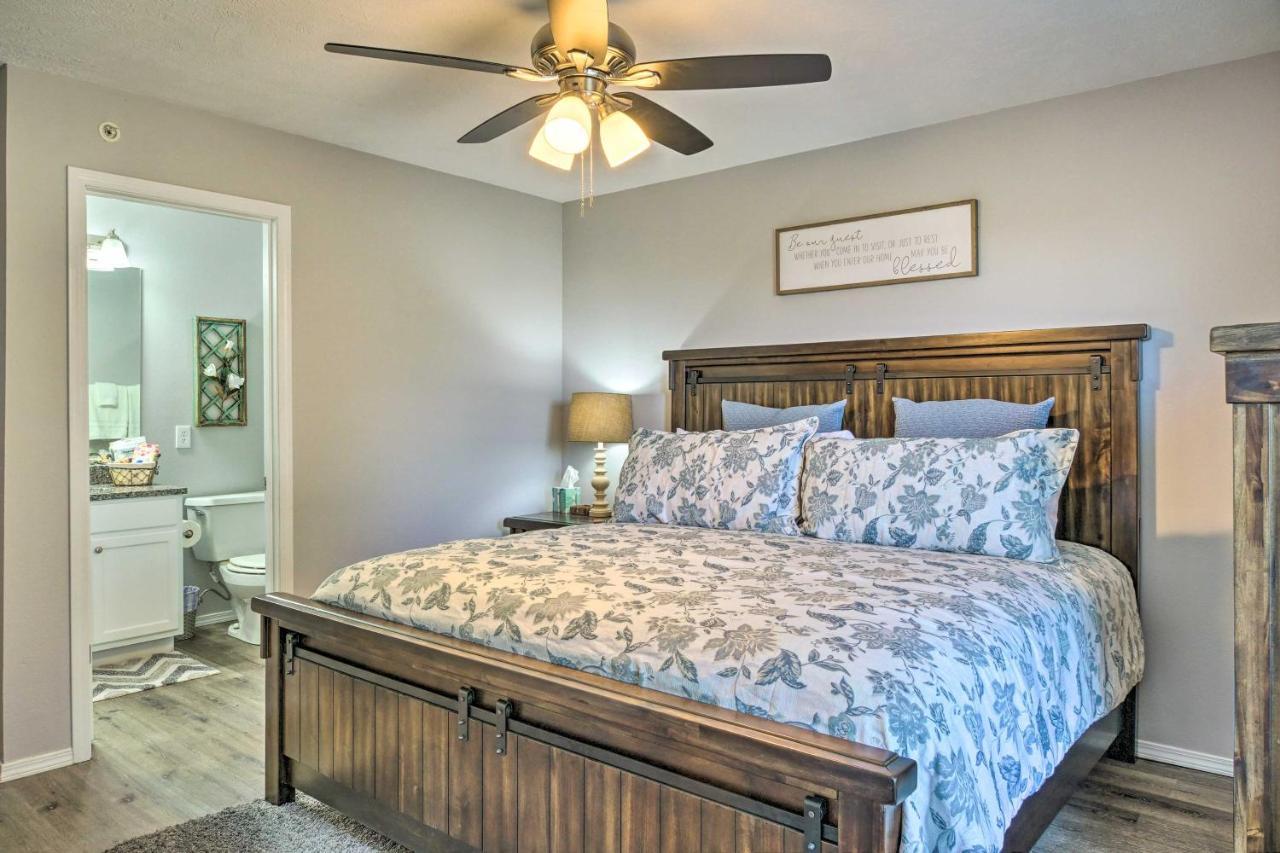 Cozy Condo With Pool Access, 5 Mi To Table Rock Lake Branson Ngoại thất bức ảnh